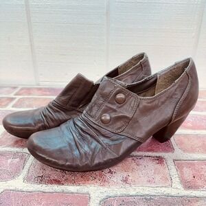 Beartraps Brown Leather‎ Ankle Booties Sz 11M Cuban Heel Pre-Loved Cute